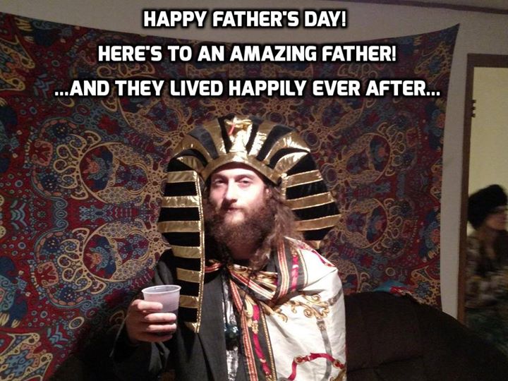 Happy Father's Day Everyone!!!
Sending every father out there super huge amounts of royal epicness!
#HAPPYFATHERSDAY #LOVE #WERESTILLALIVE